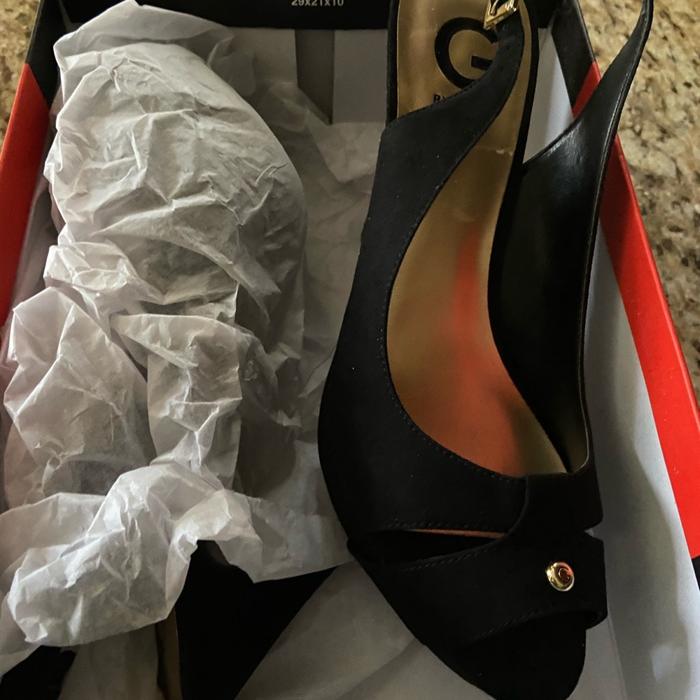 Brand New Guess Heels